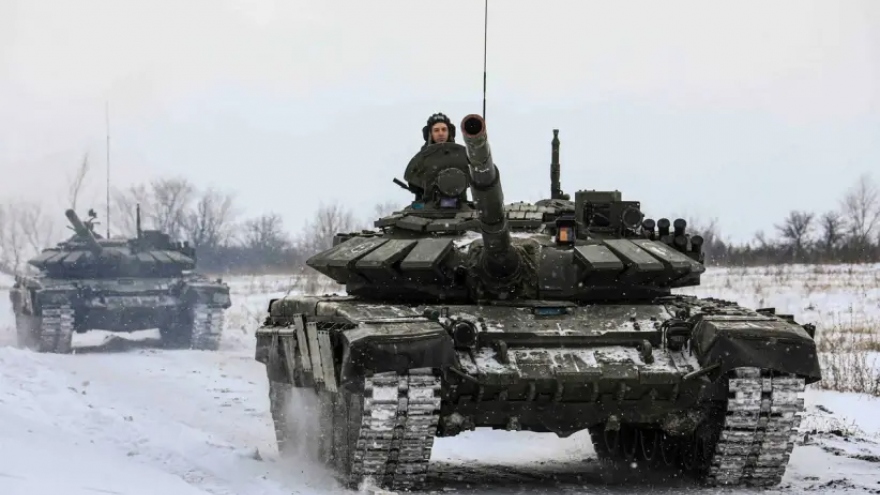 Reuters: Xe tăng và xe bọc thép xuất hiện gần Donetsk, miền Đông Ukraine